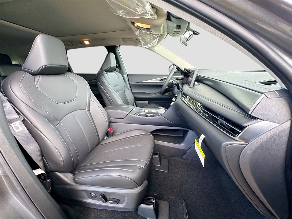 2026 Infiniti QX60 Pure photo 30