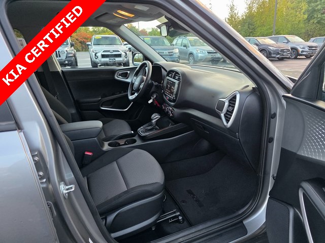 2024 Kia Soul LX photo 8