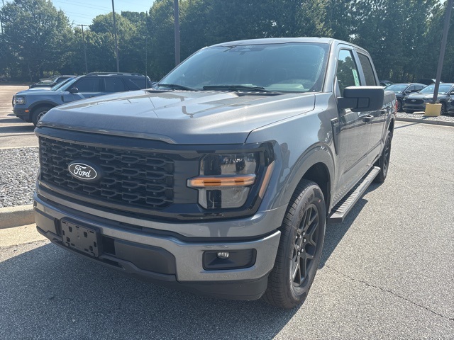 2025 Ford F-150 STX photo 3
