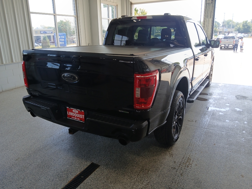 2022 Ford F-150 XLT photo 8