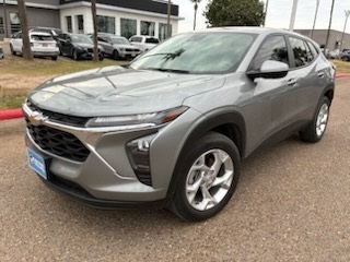 2024 Chevrolet Trax LS's photo