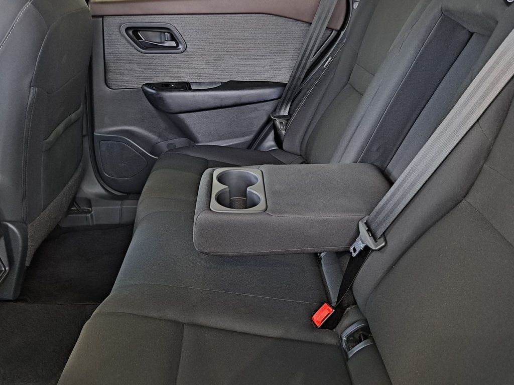 2023 Nissan Rogue S photo 23