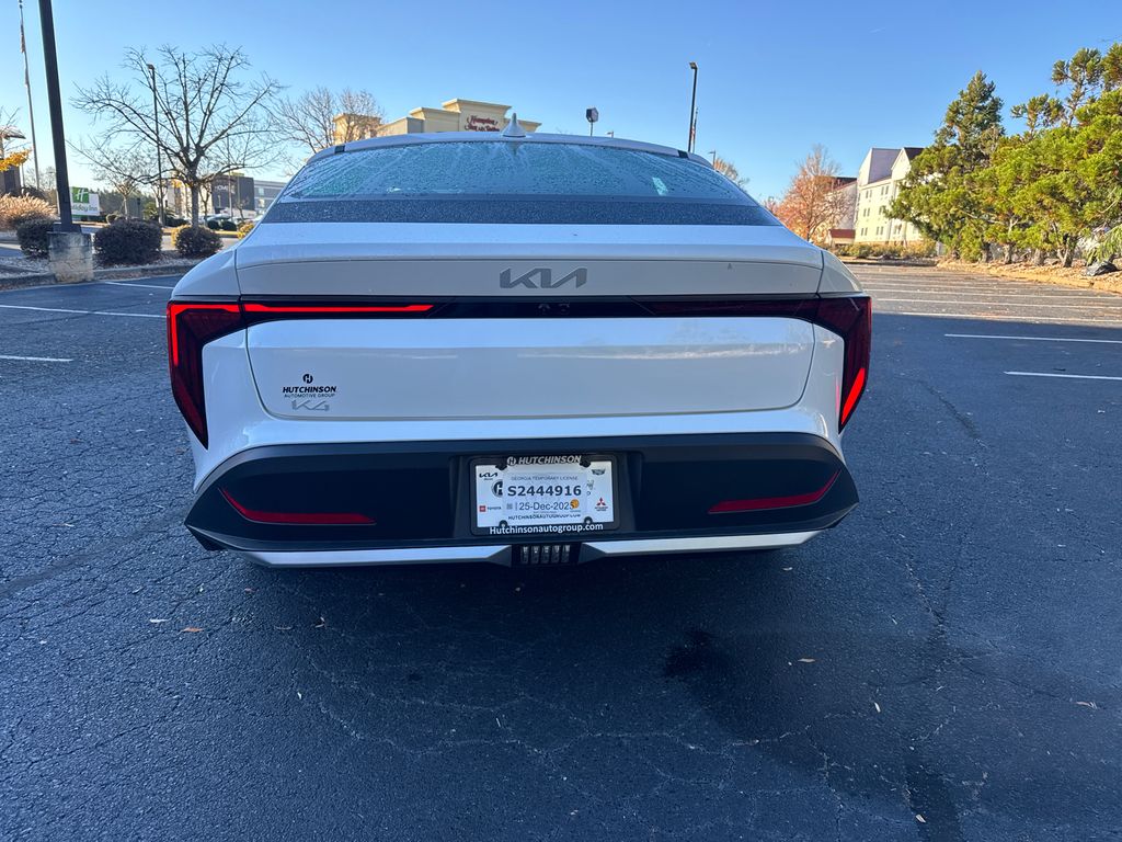 2025 Kia K4 LXS photo 4