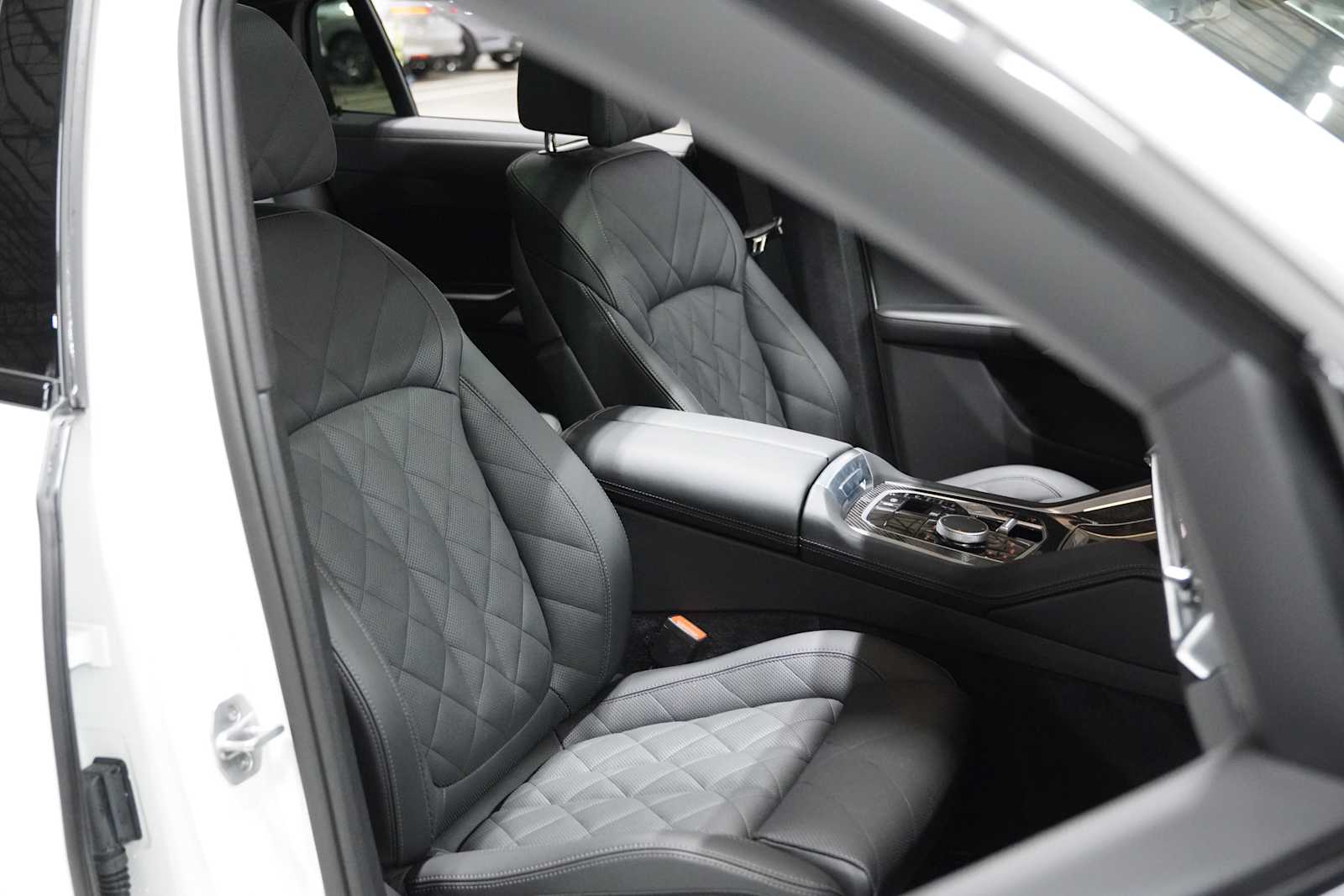 2026 Bmw X6 photo 11
