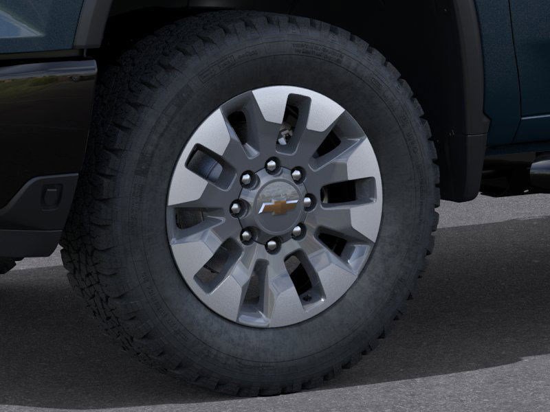 2025 Chevrolet Silverado 2500HD Custom photo 9