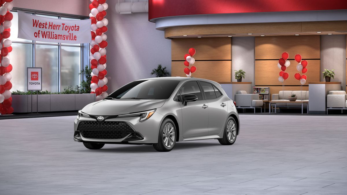 2026 Toyota Corolla Hatchback SE's photo