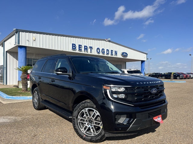 2025 Ford Expedition Active's photo