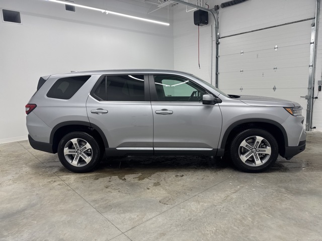 2025 Honda Pilot EX-L photo 4