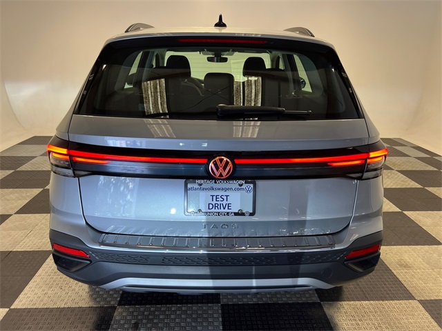 2025 Volkswagen Taos S photo 4