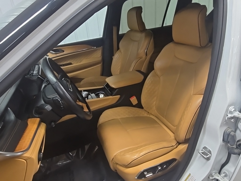 2021 Jeep Grand Cherokee L Summit Reserve photo 30