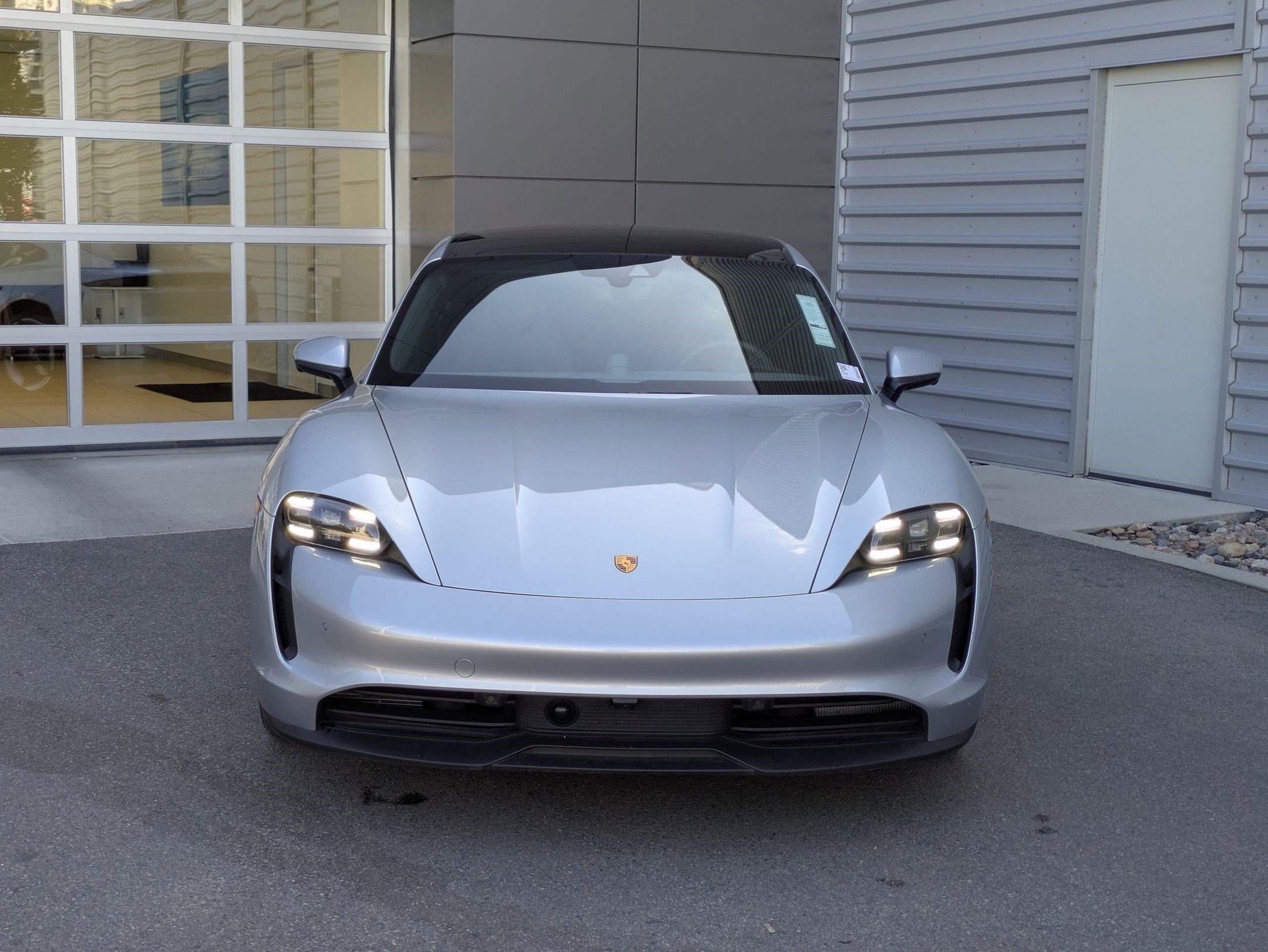 2022 Porsche Taycan 4S photo 8