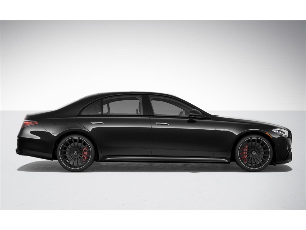 2025 Mercedes Benz S 63 4MATIC photo 2