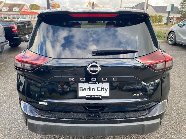 2024 Nissan Rogue S photo 4