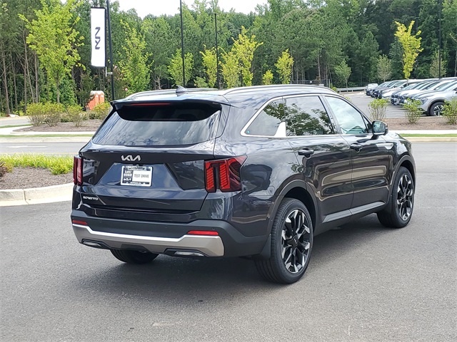 2025 Kia Sorento SX photo 3