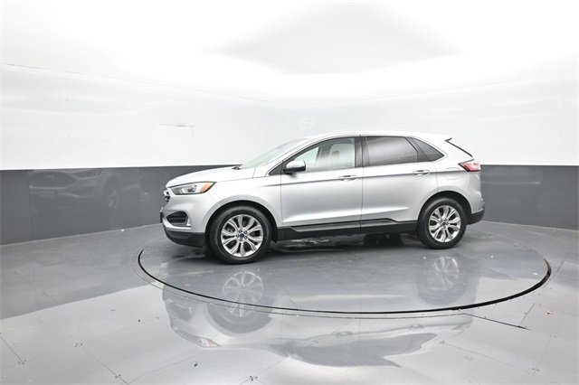 2019 Ford Edge Titanium photo 4