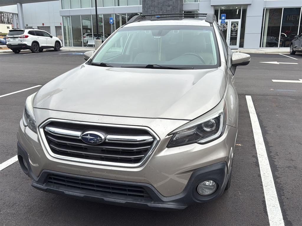 2019 Subaru Outback Limited's photo