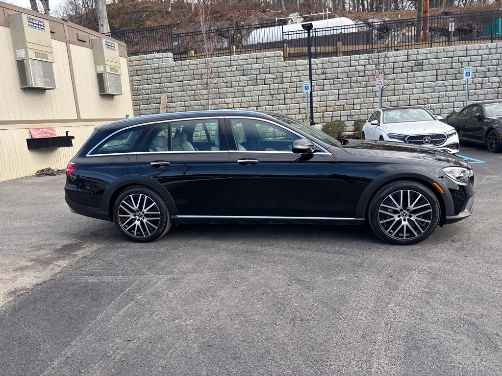 2021 Mercedes Benz E 450 photo 4