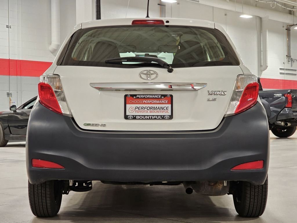 2012 Toyota Yaris LE photo 8
