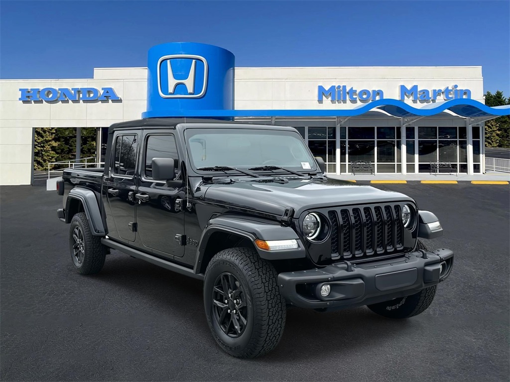 2023 Jeep Gladiator Freedom's photo