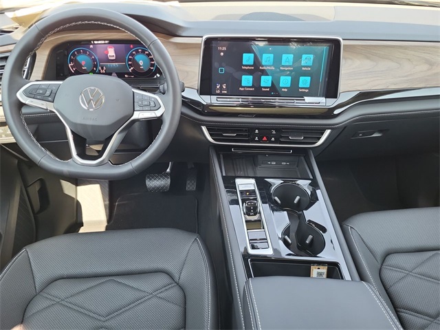 2025 Volkswagen Atlas SE Technology photo 10