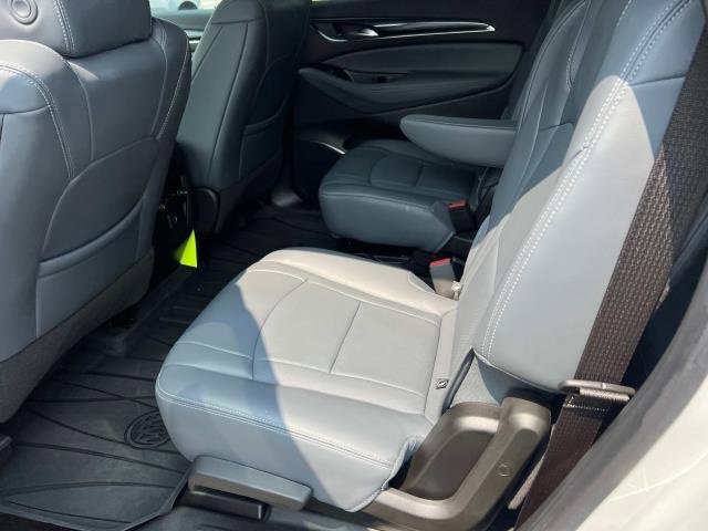 2022 Buick Enclave Essence photo 18