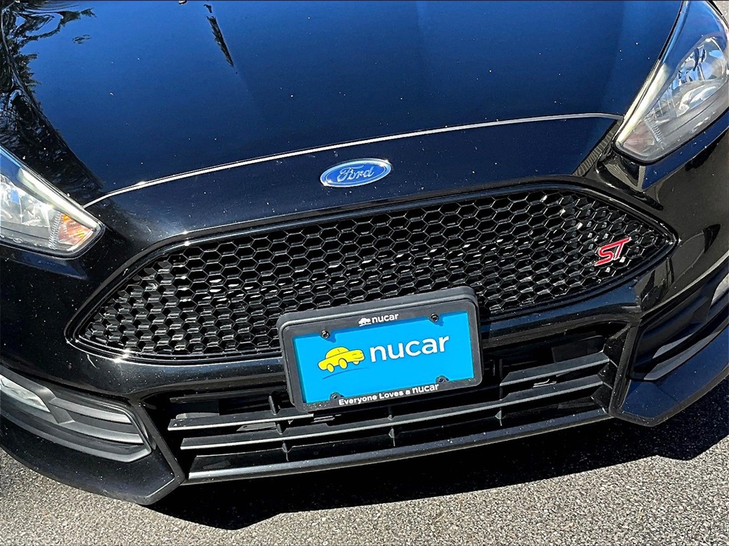 2017 Ford Focus ST photo 26