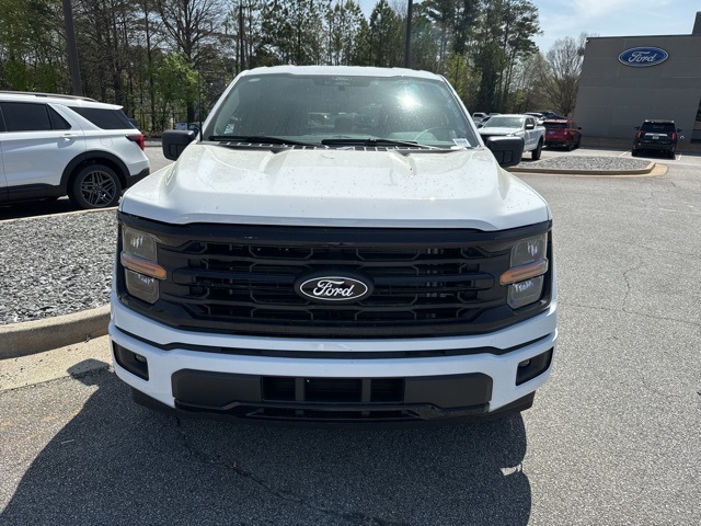 2025 Ford F-150 XLT photo 4