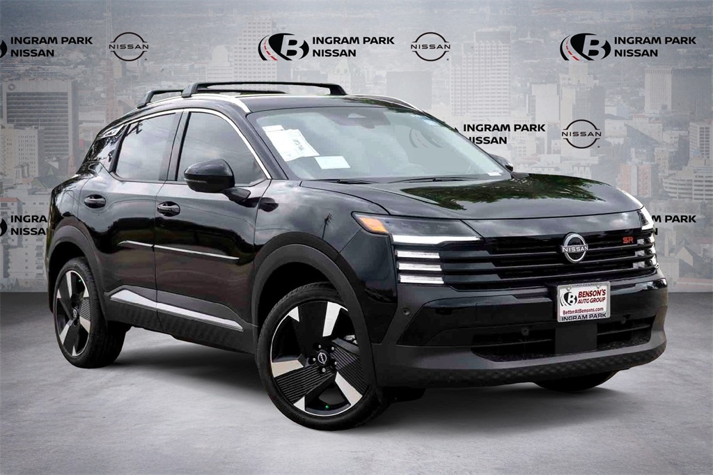 2026 Nissan KICKS SR's photo