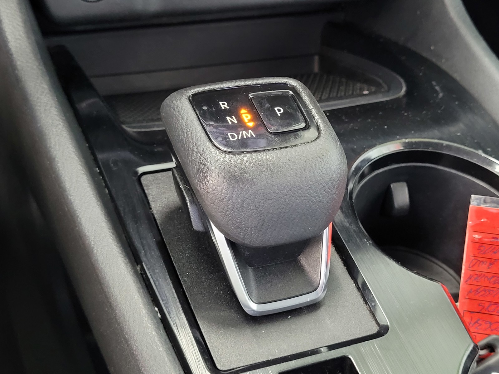 2023 Nissan Rogue SV photo 12