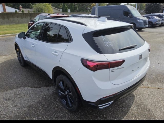 2025 Buick Envision Sport Touring photo 3