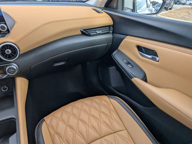 2025 Nissan Sentra SV photo 13