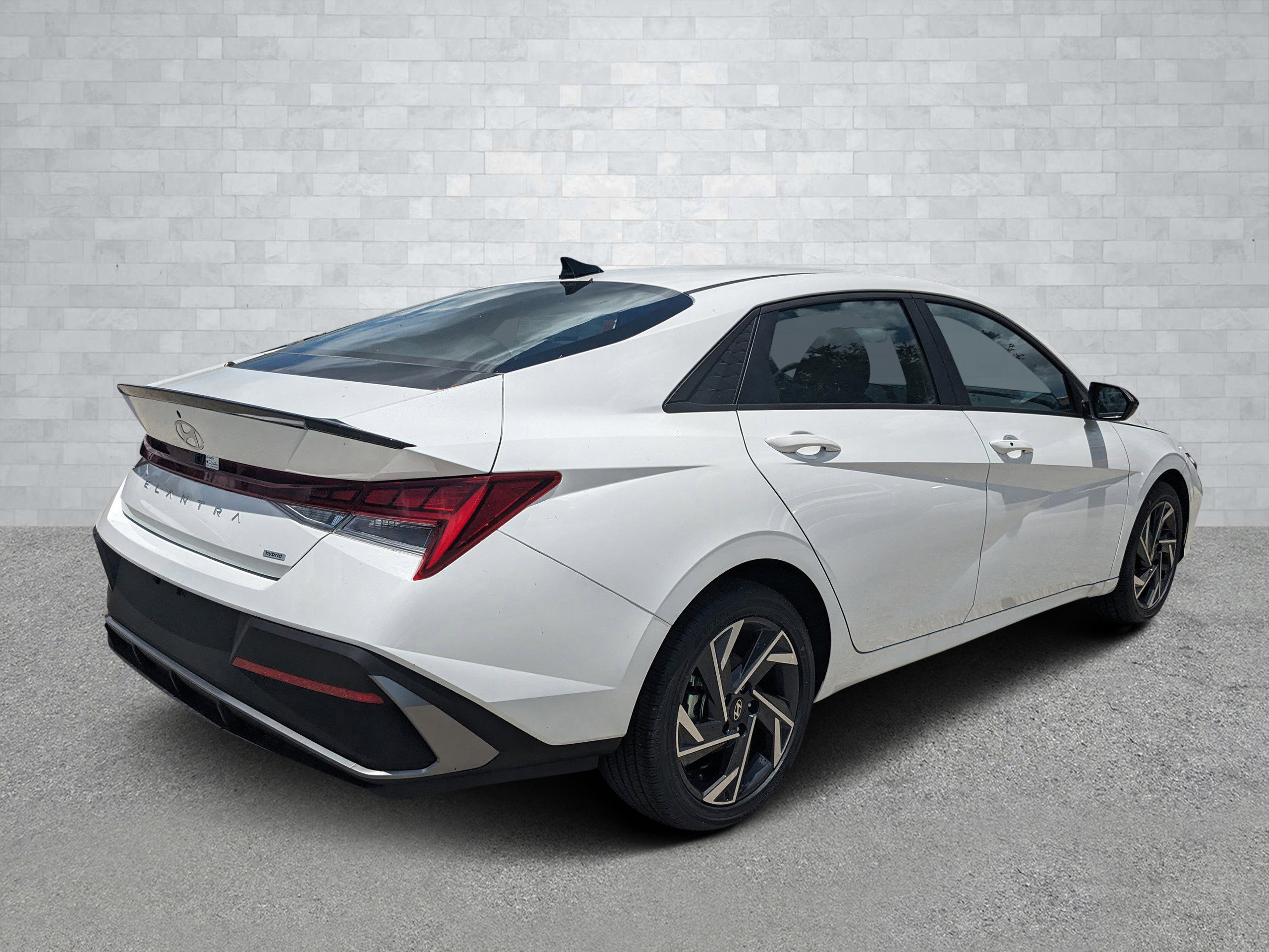 2025 Hyundai Elantra Hybrid SEL photo 4
