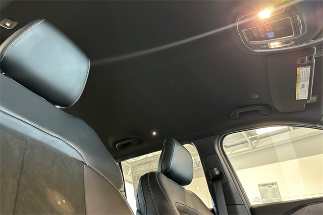 2025 Jeep Grand Cherokee Altitude photo 17