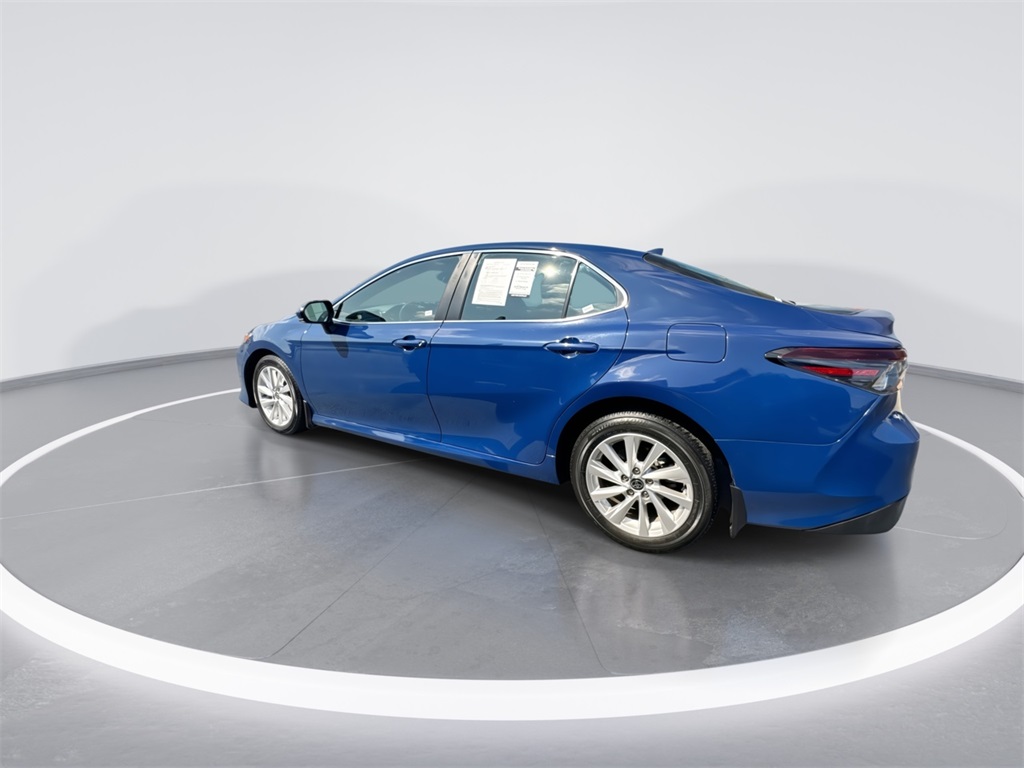 2024 Toyota Camry LE photo 5