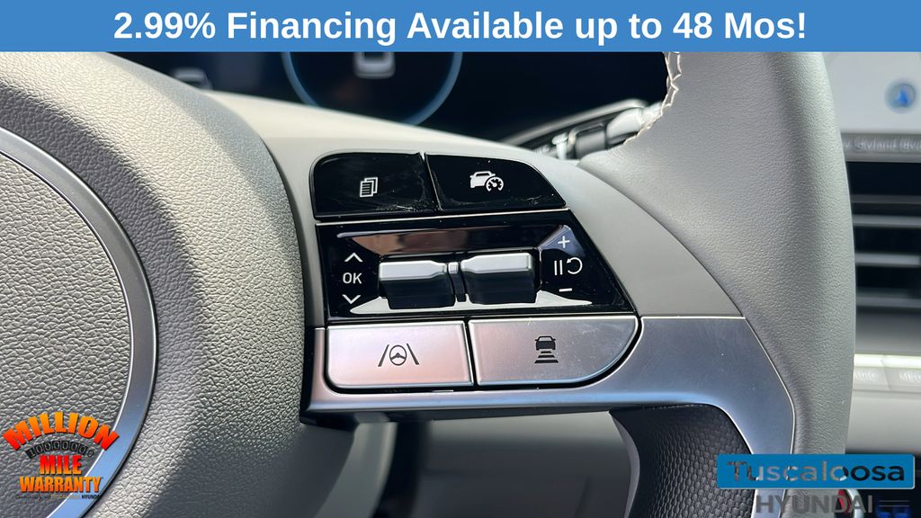 2025 Hyundai Elantra SEL Convenience photo 17