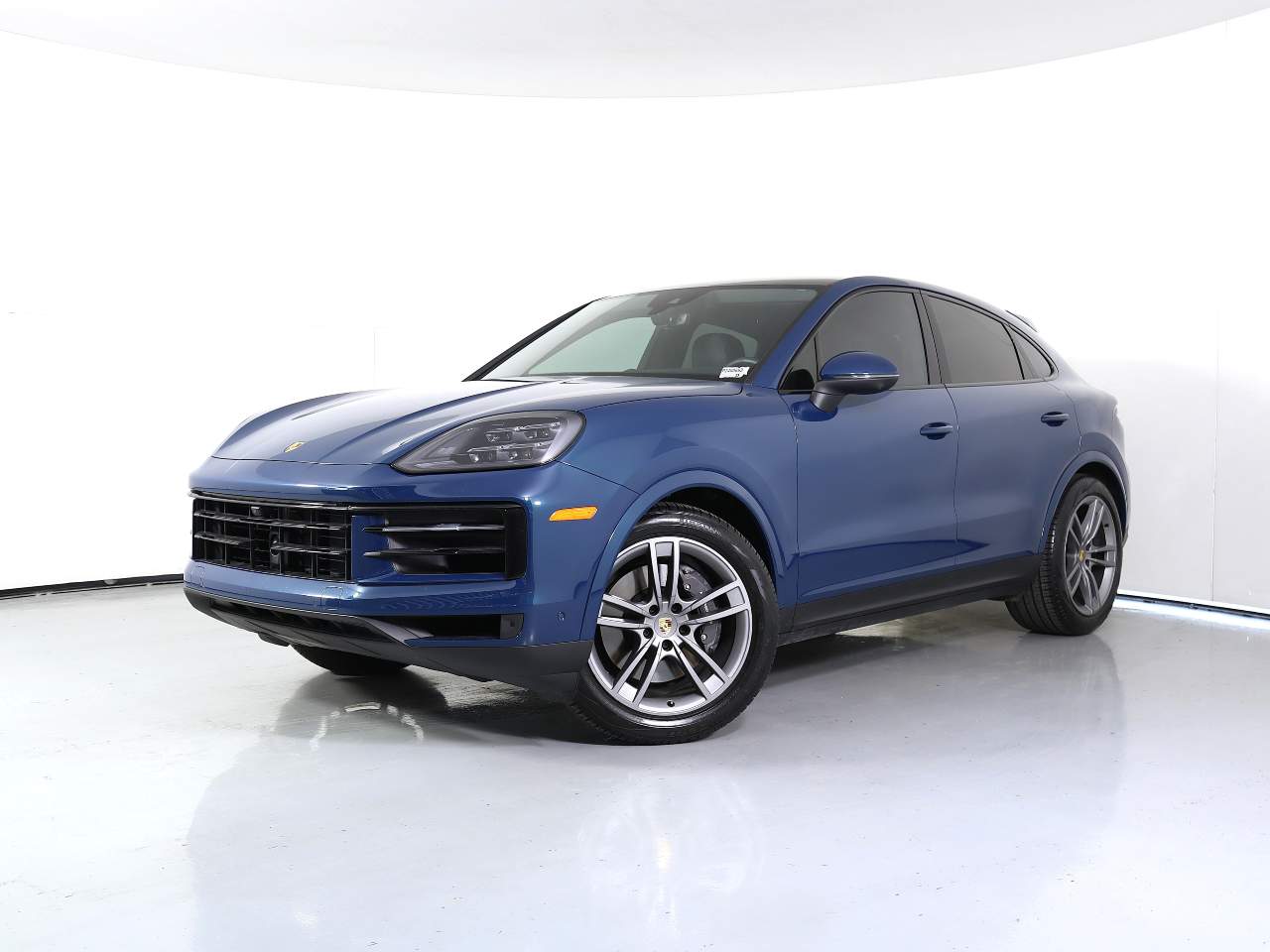 2024 Porsche Cayenne Coup Base's photo