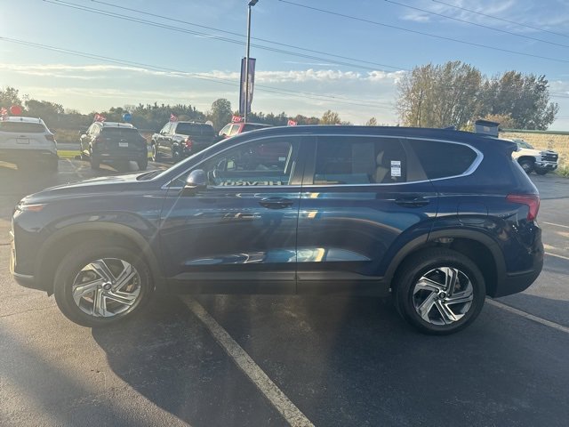 2023 Hyundai Santa Fe SE photo 3