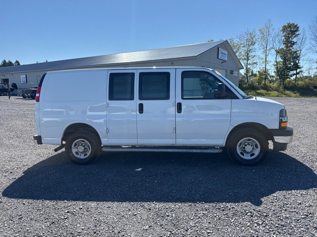 2023 Chevrolet Express Cargo Van 2500 photo 4
