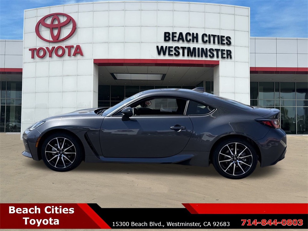 2024 Toyota GR86 Base photo 5