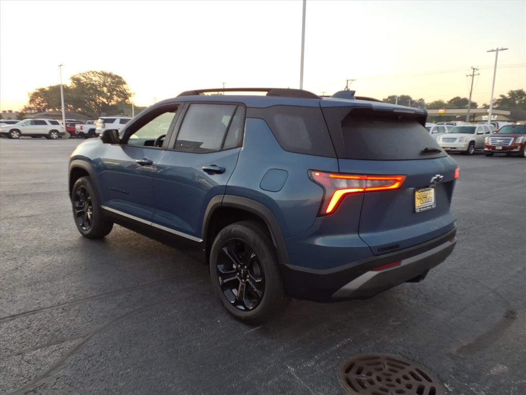 2026 Chevrolet Equinox LT photo 3