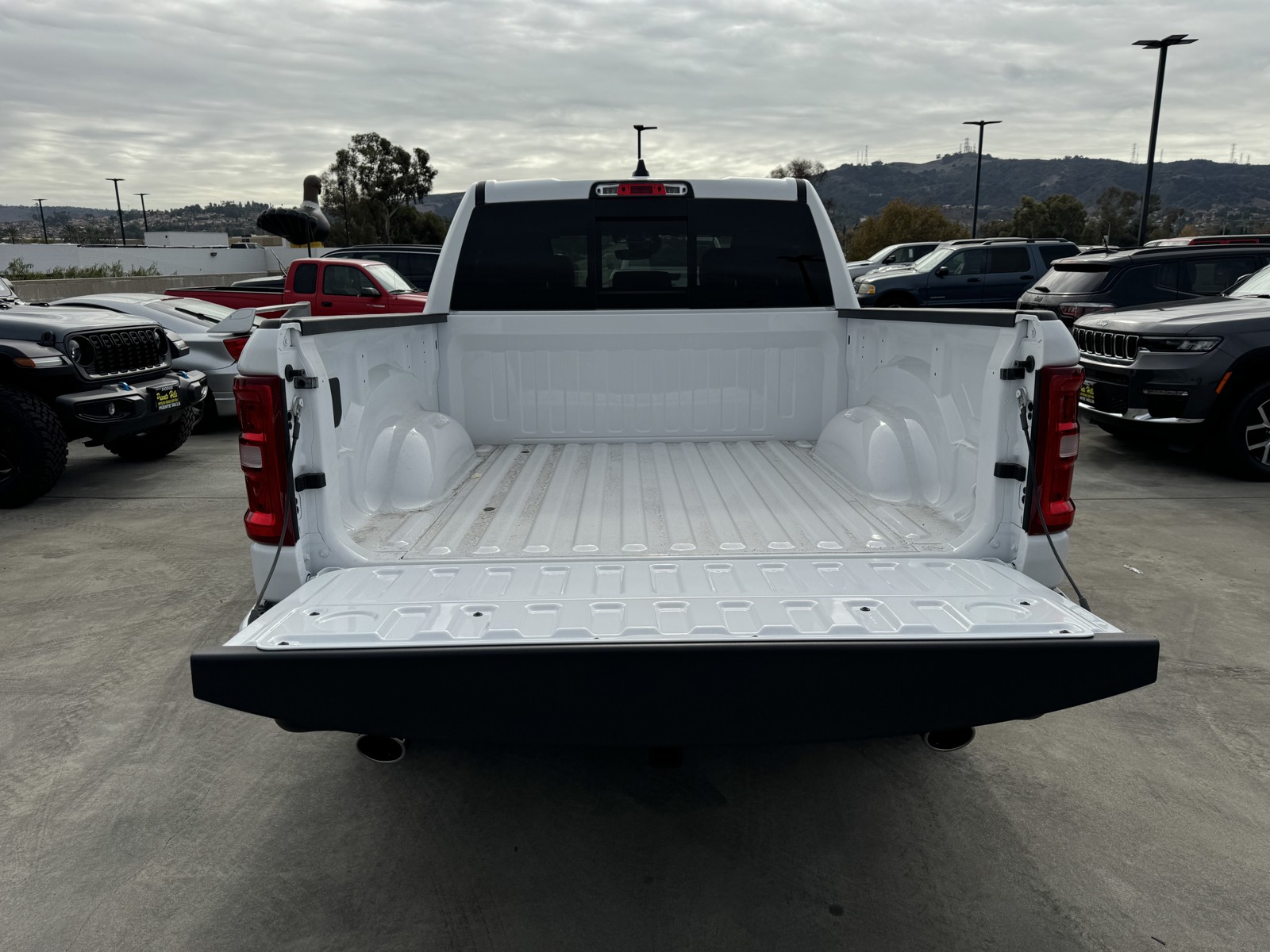2025 Ram 1500 Laramie photo 12