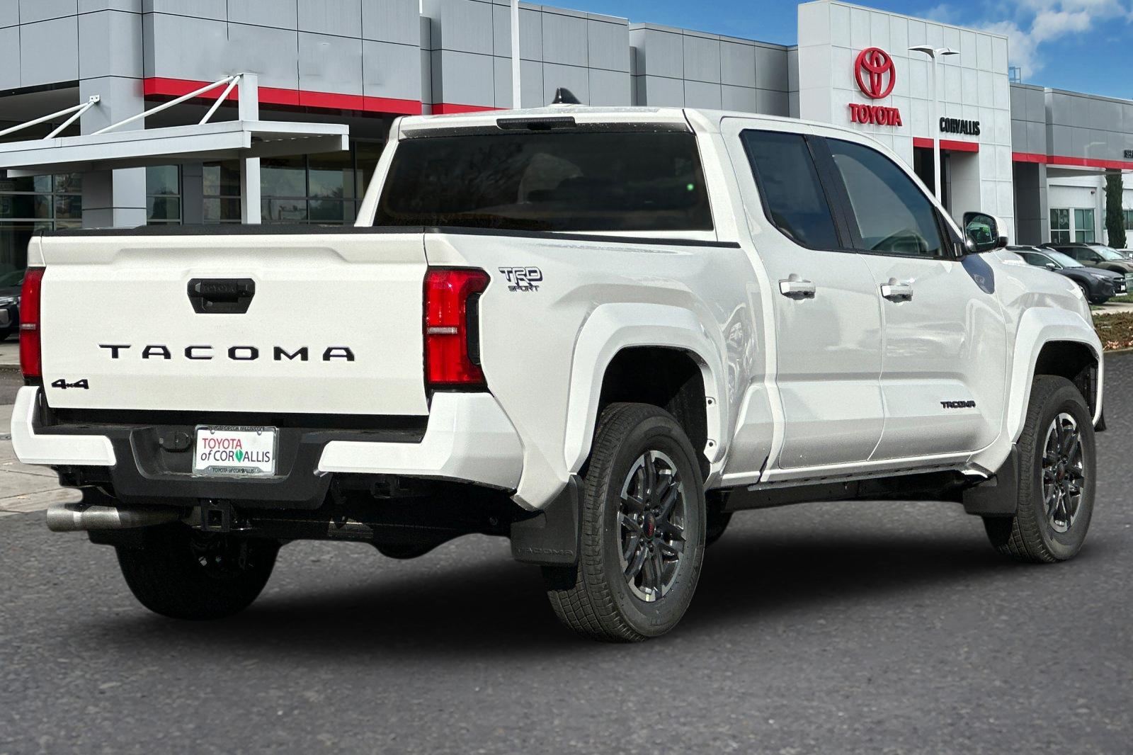 2025 Toyota Tacoma TRD Sport Double Cab photo 4