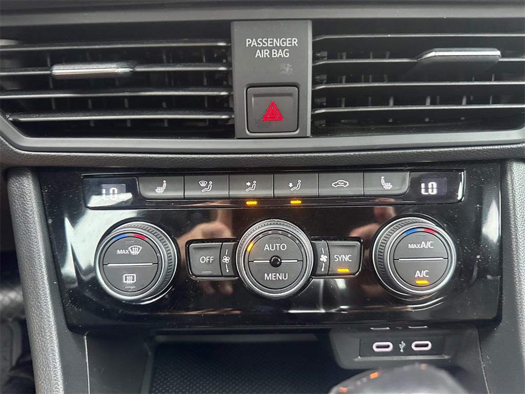 2023 Volkswagen Jetta 1.5T SE photo 23