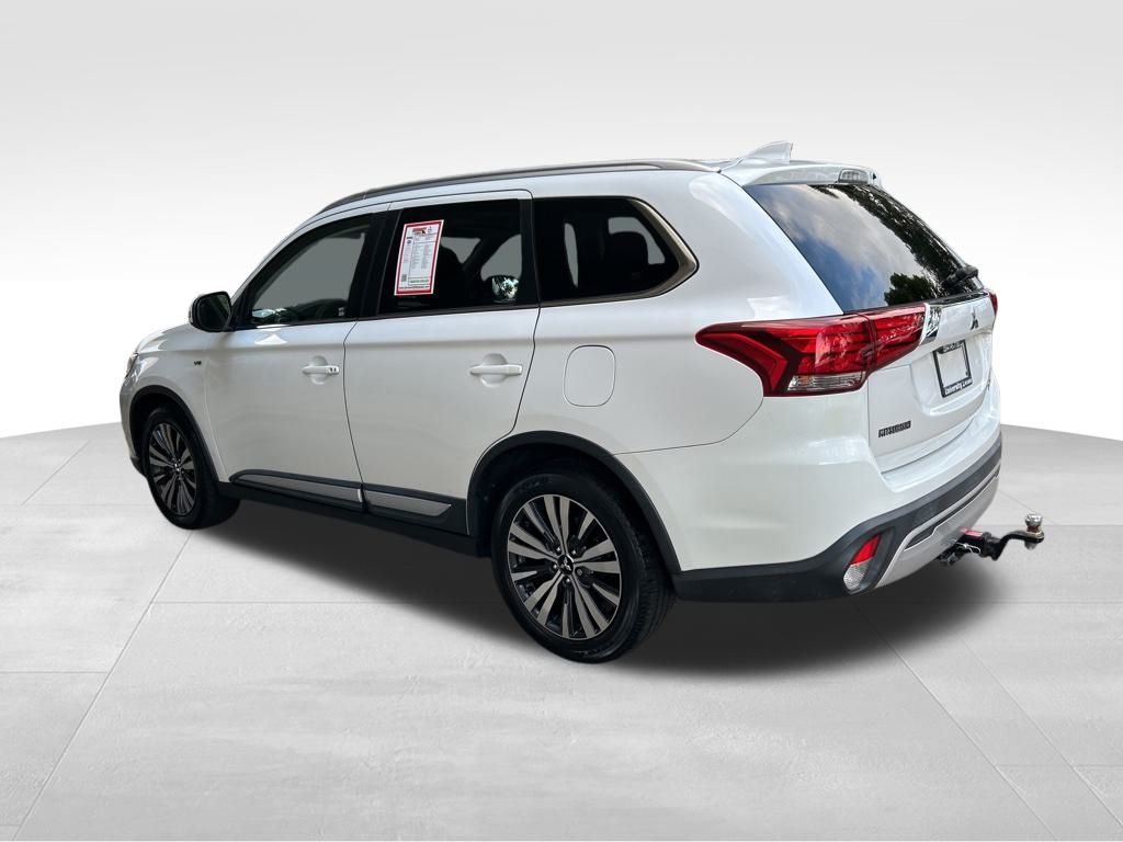 2019 Mitsubishi Outlander GT photo 3