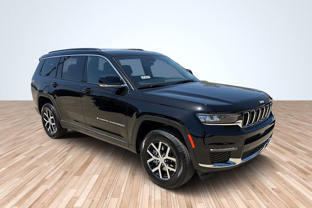 2025 Jeep Grand Cherokee Limited photo 2