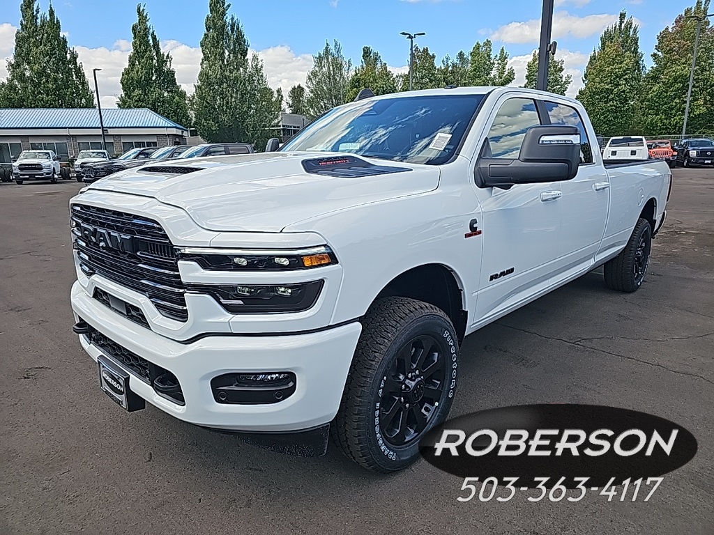 2025 RAM Ram 3500 Pickup Laramie's photo