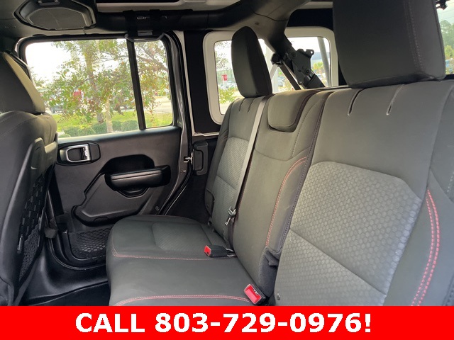 2018 Jeep Wrangler Unlimited Rubicon photo 12