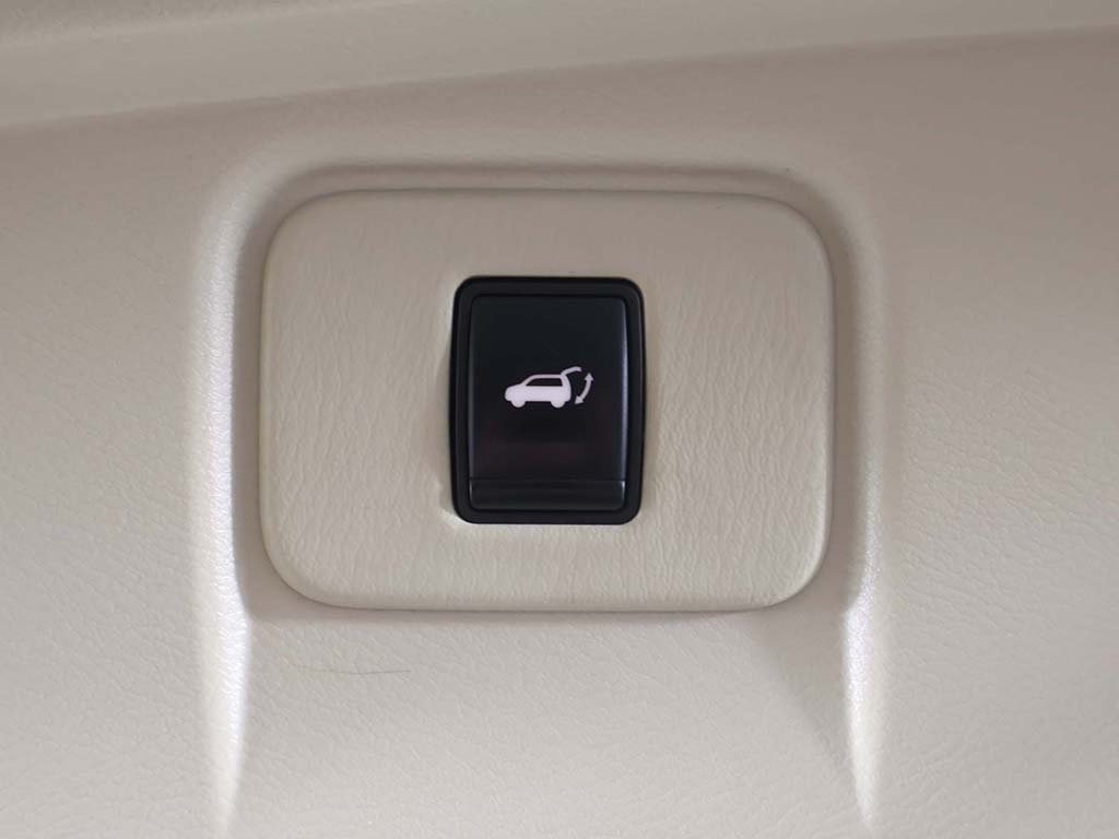 2015 Nissan Murano SL photo 20