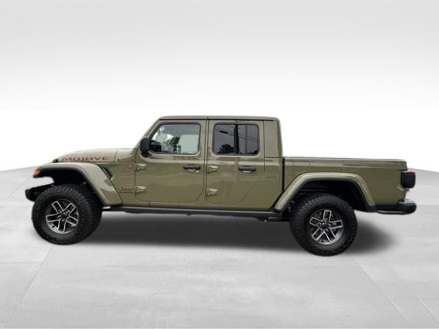 2025 Jeep Gladiator Mojave photo 3