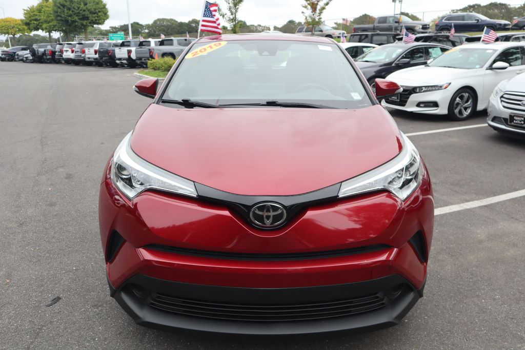2019 Toyota C-HR Limited photo 3